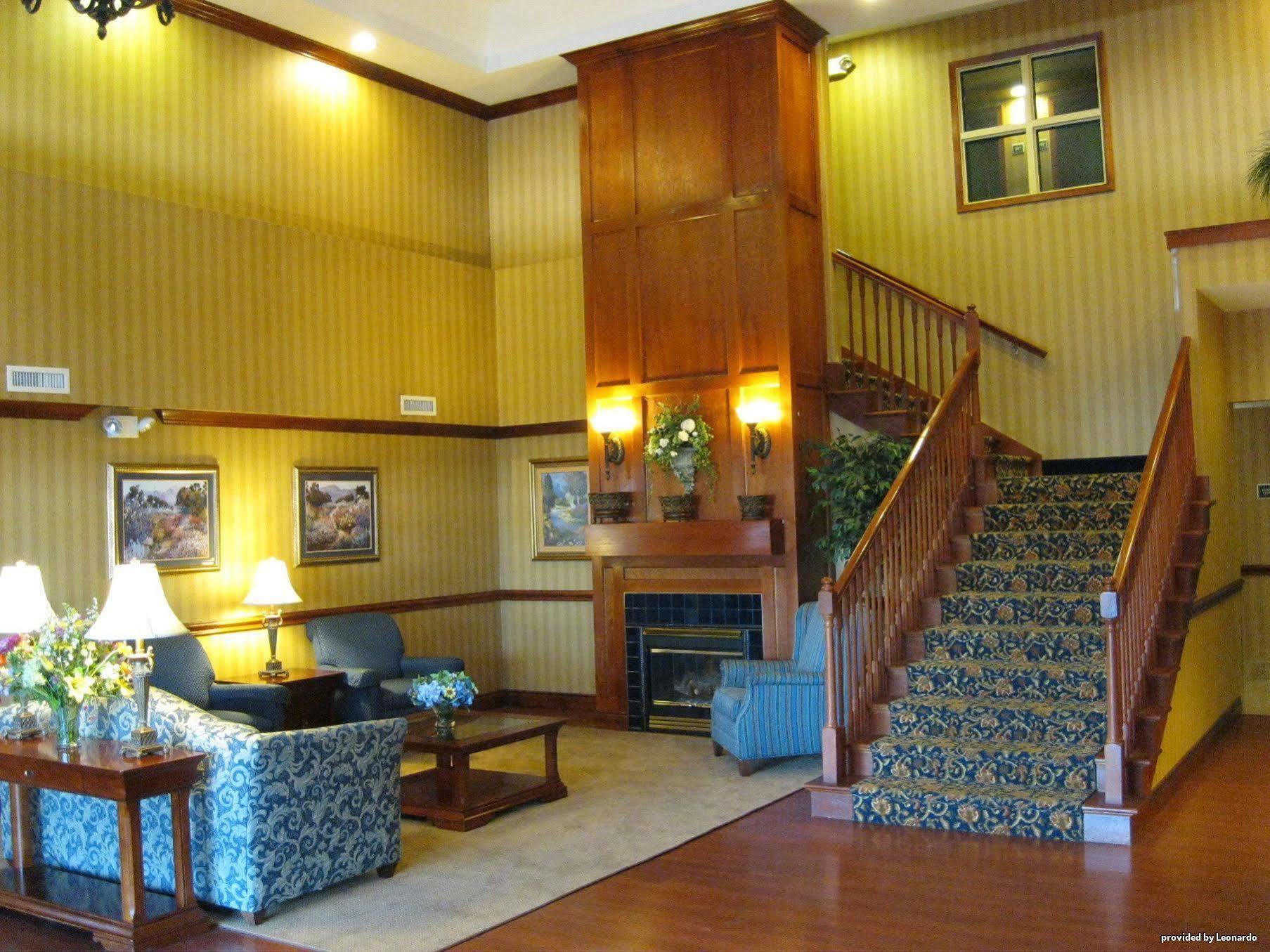 Best Western Executive Inn & Suites Wyoming Interior photo